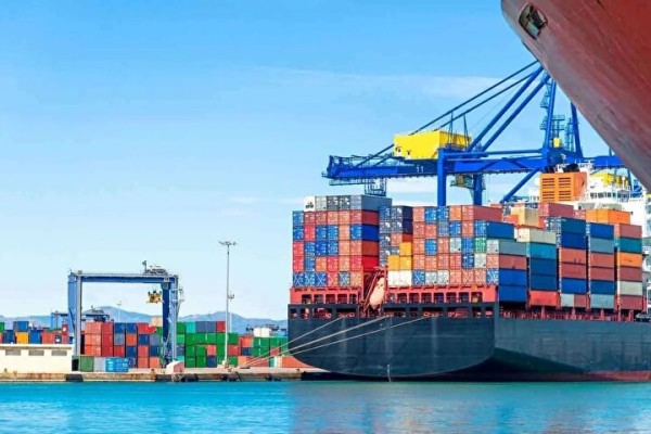 تغییر مسیر تجارت؛ از ممنوعیت تا مهار با تعرفه