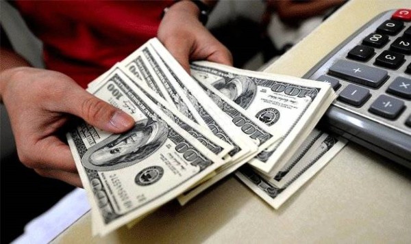 عقبگرد قیمت ها در بازار غیررسمی ارز / بازگشت دلار به کانال ۸۰ هزار تومان