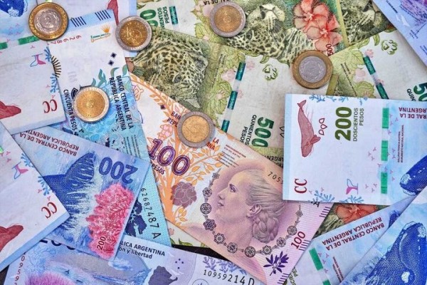 مروری کوتاه بر چگونگی عبور آرژانتین از تورم ماهیانه 25 درصد