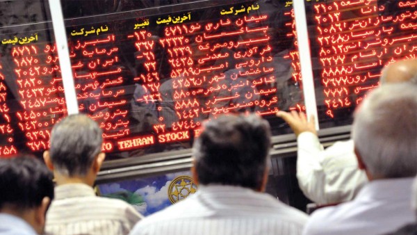 سطح حمایتی ۲.۵ میلیون واحدی در خطر؛ بورس زیر فشار دلار و طلا